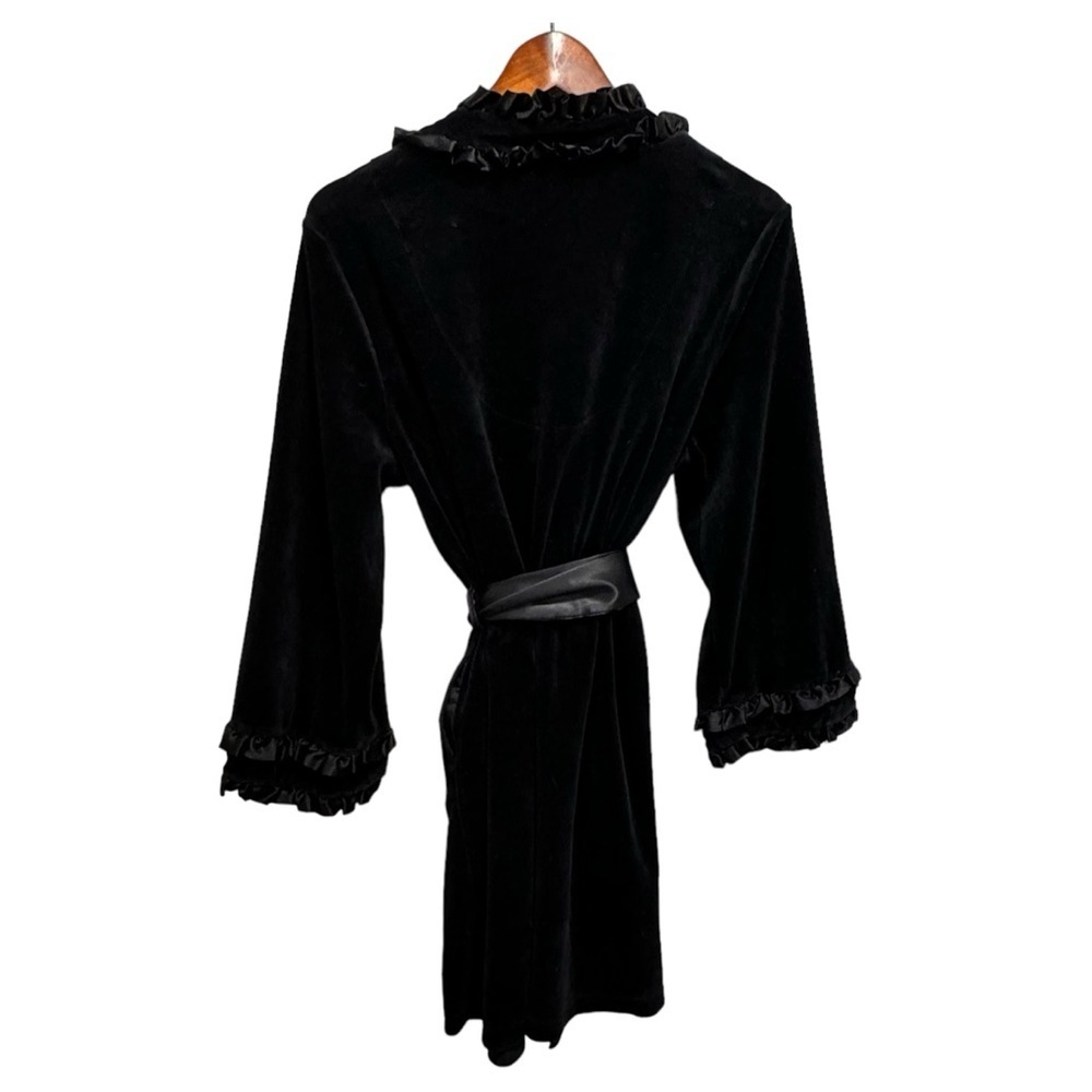 Betsy Johnson Intimates Black Velvet Ruffle Robe Size Medium - Picture 10 of 11